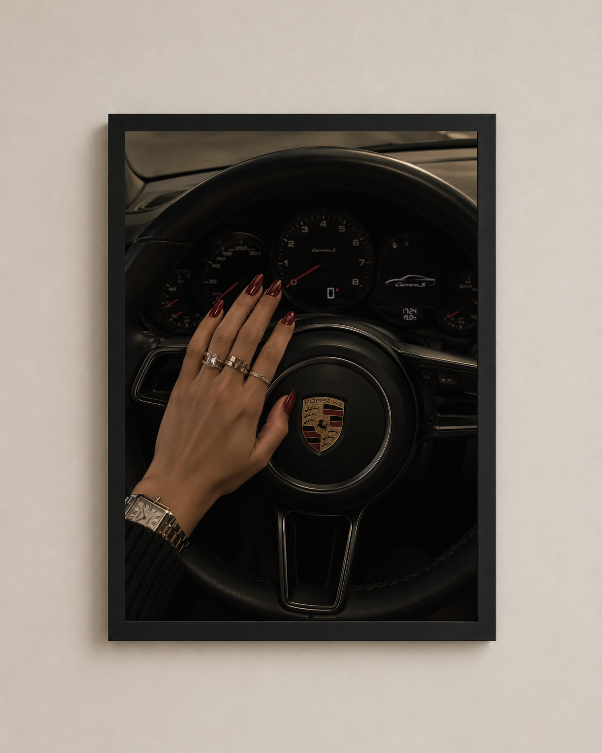 Hands On Frame