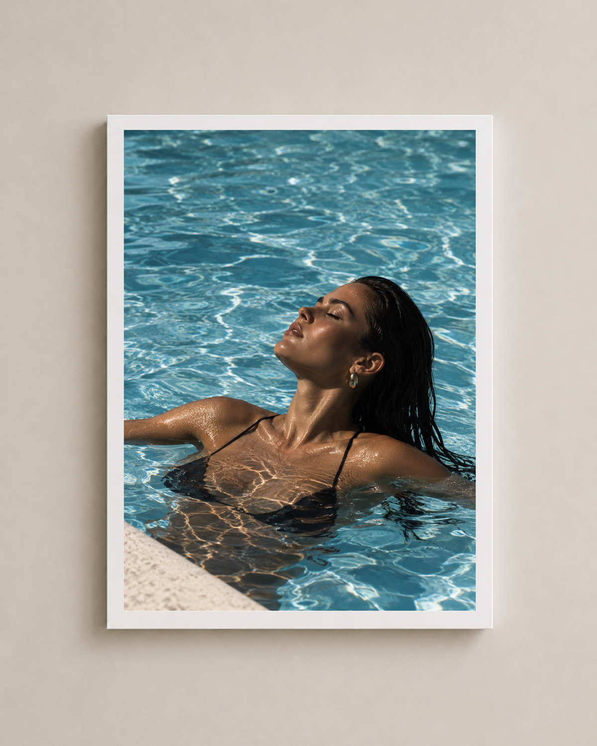Poolside Muse Frame