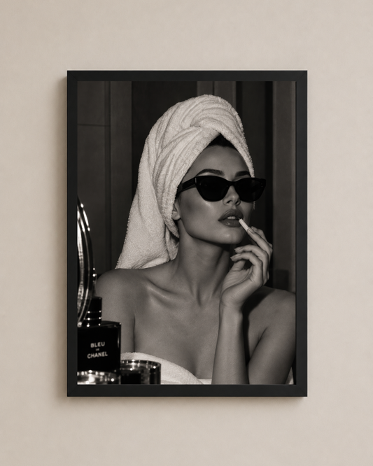 Black N White Frame